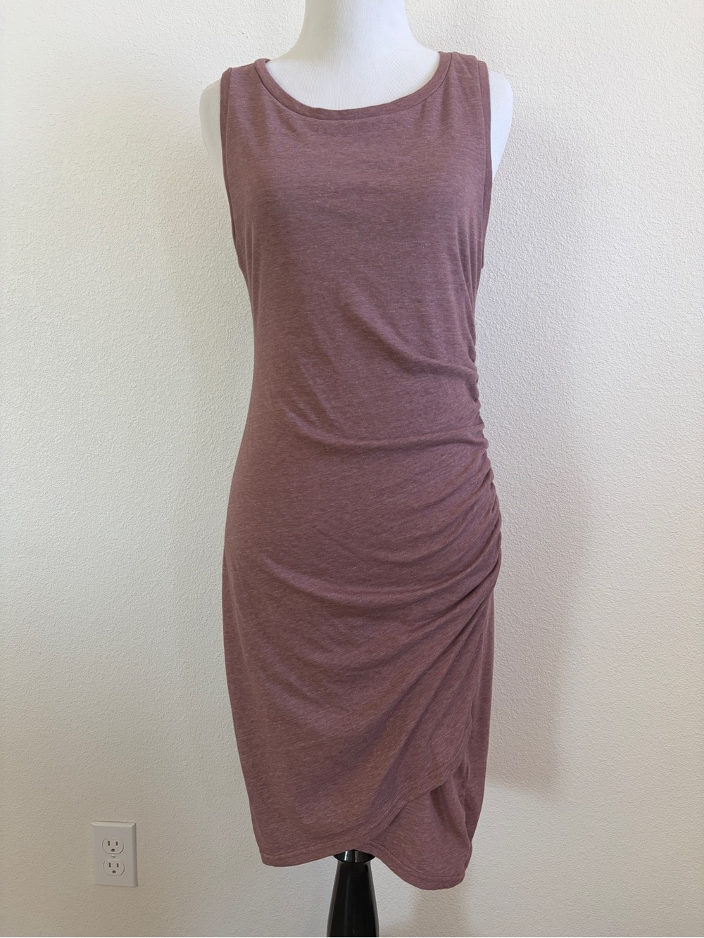 Leith Mauve Sleeveless Ruched Midi Dress